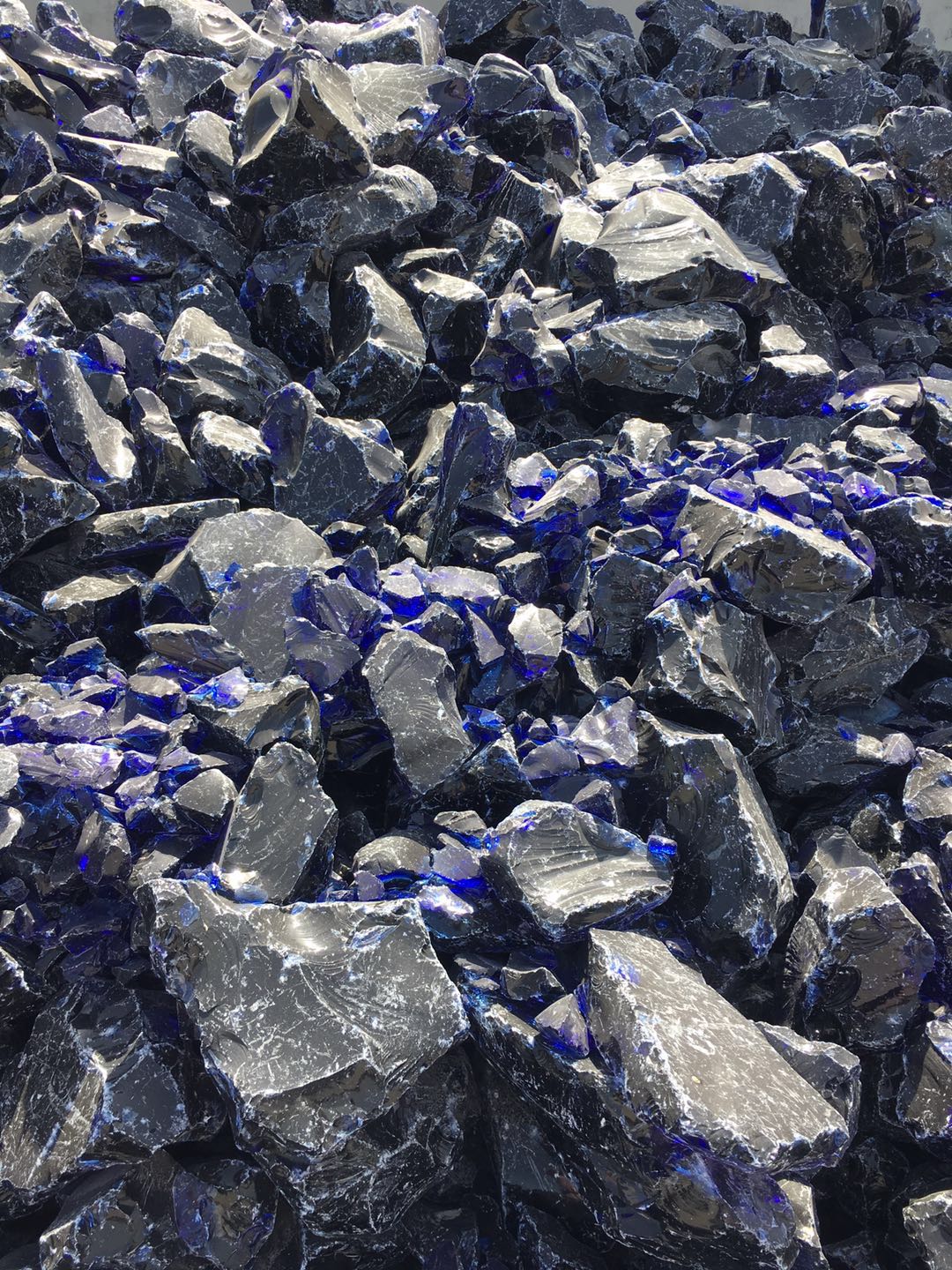 Spring Glass glass rocks manufacturer for garden-3